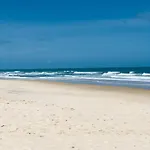 Beach Front Apartment Near Beach Park